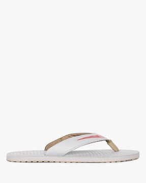 nike flip flops ajio