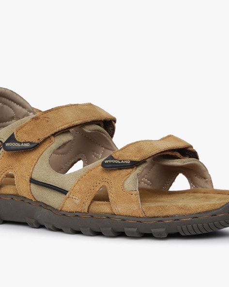 Best Offers on Woodland sandals upto 20-71% off - Limited period sale | AJIO