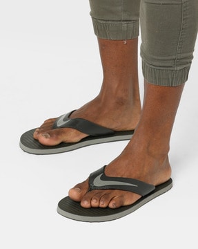 nike flip flops ajio