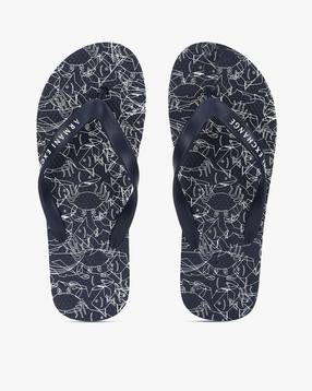 armani chappal