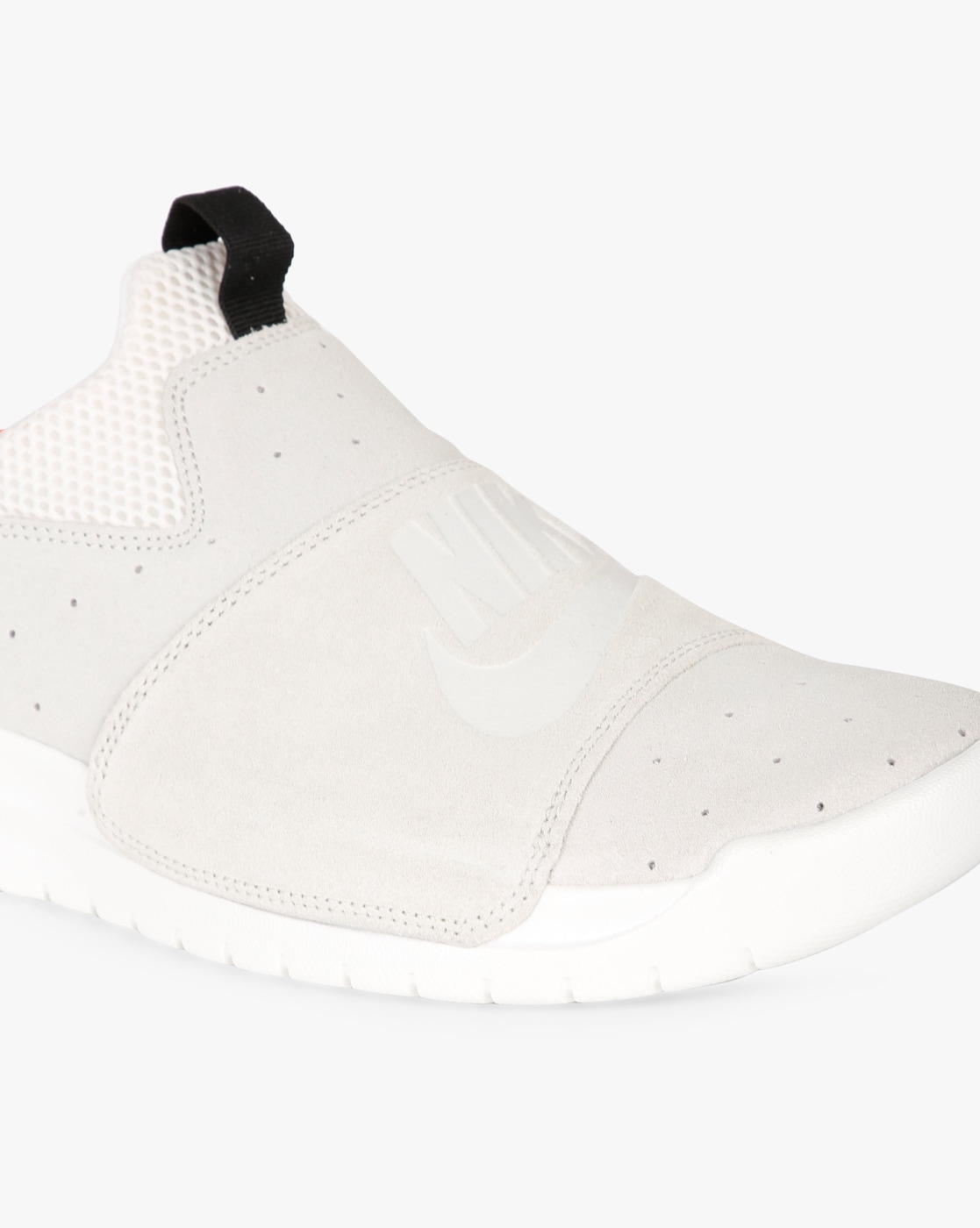 Nike benassi best sale slip shoe