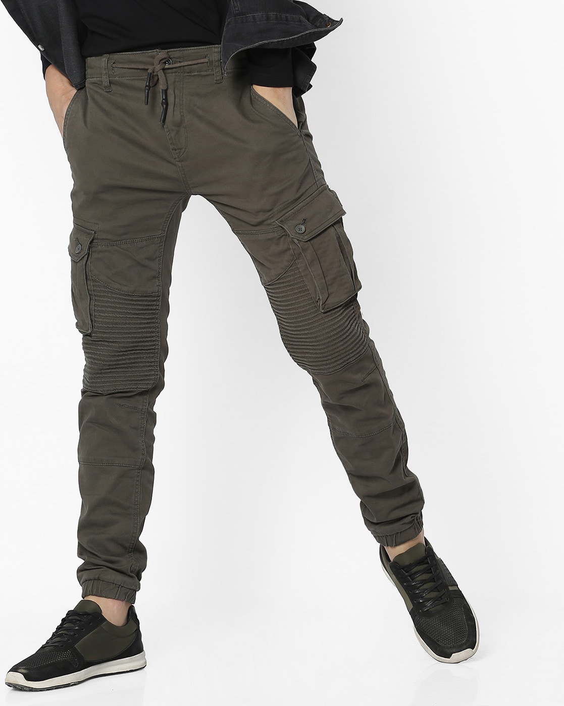 Buy Celio Men Khaki Brown Regular Fit Solid Cargos - Trousers for Men  8774009 | Myntra