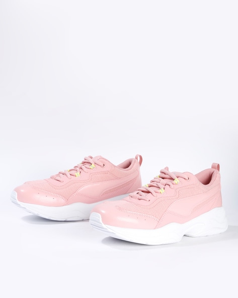 peach colour sports shoes