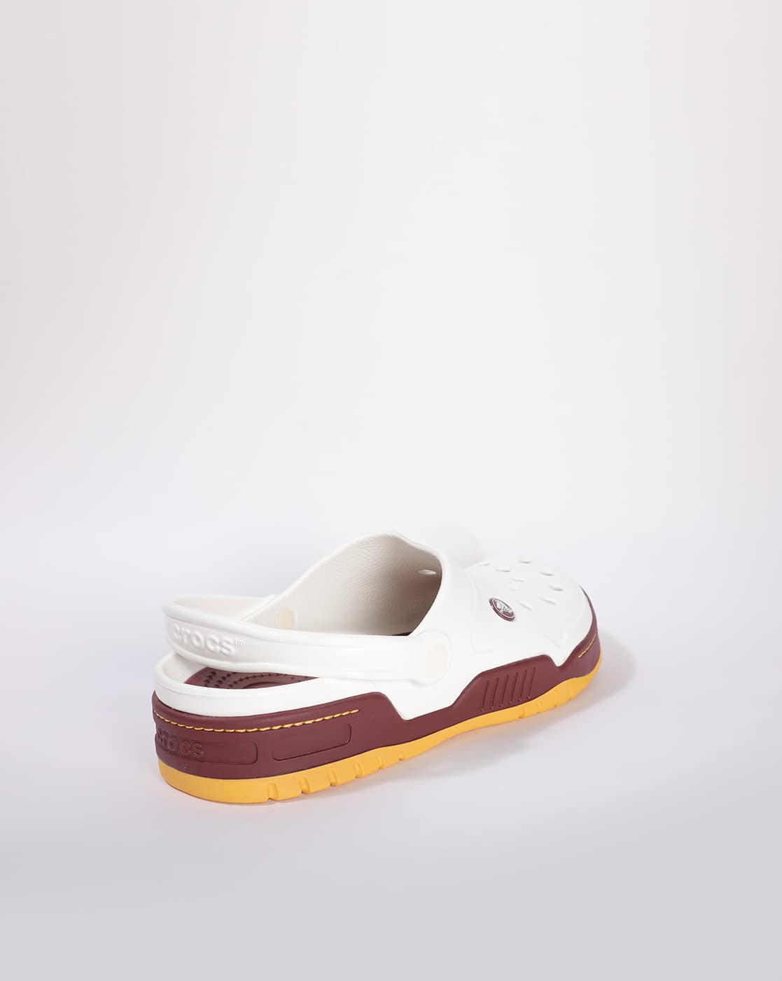 Buy CROCS Unisex Front Court Clog Online | Ajio.com