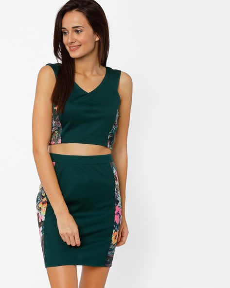 Teal Printed Crop Top With Skirt  Crop top skirt, Tropical print
