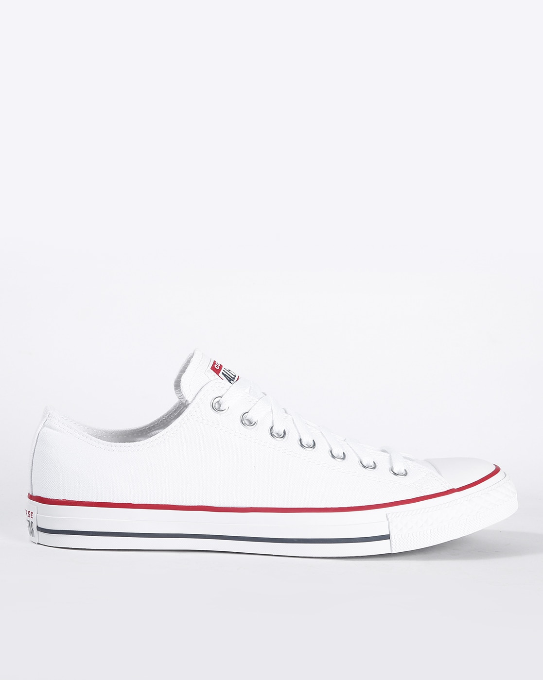 converse low top lace up sneakers