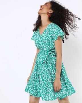 Women S Dresses Online Low Price Offer On Dresses For Women Ajio