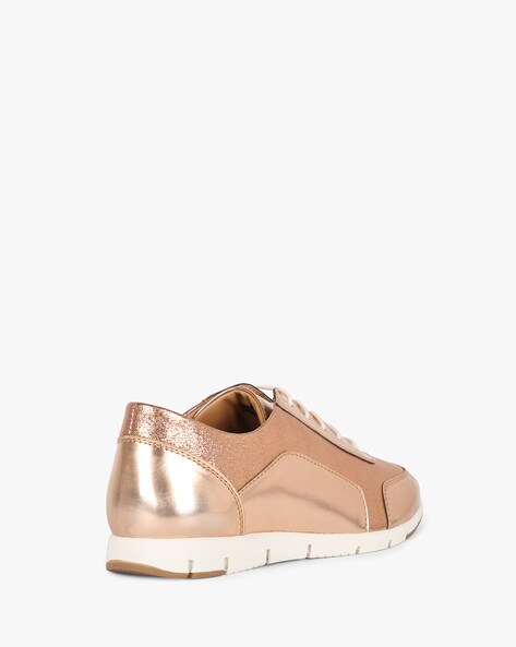Rose Gold Sneakers Outfit #athleisure #athleticstyle #mystyle #winterstyle  #outfitideas #weekendstyle #weekendo… | Gold sneakers outfit, Rose gold  sneakers, Fashion