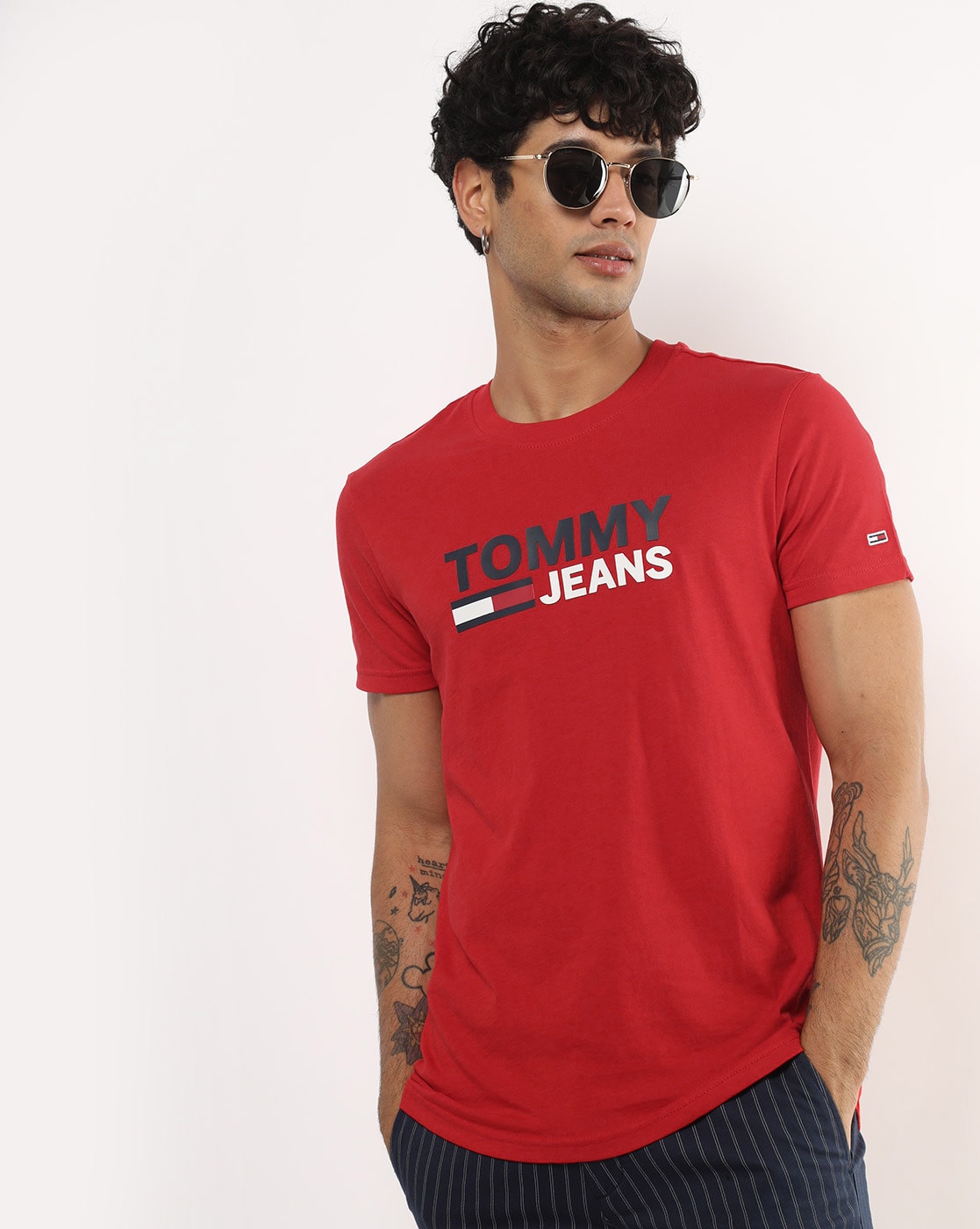 Buy > tommy hilfiger round neck t shirts > in stock