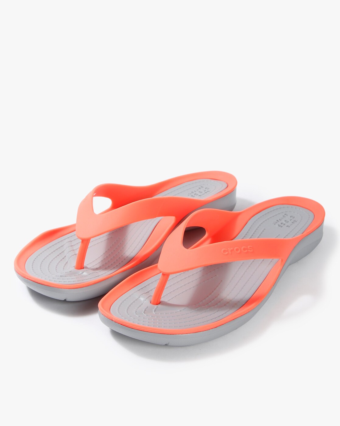 crocs thong style flip flops