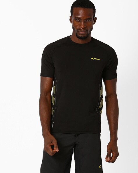 Buy Black Tshirts for Men by PERFORMAX Online