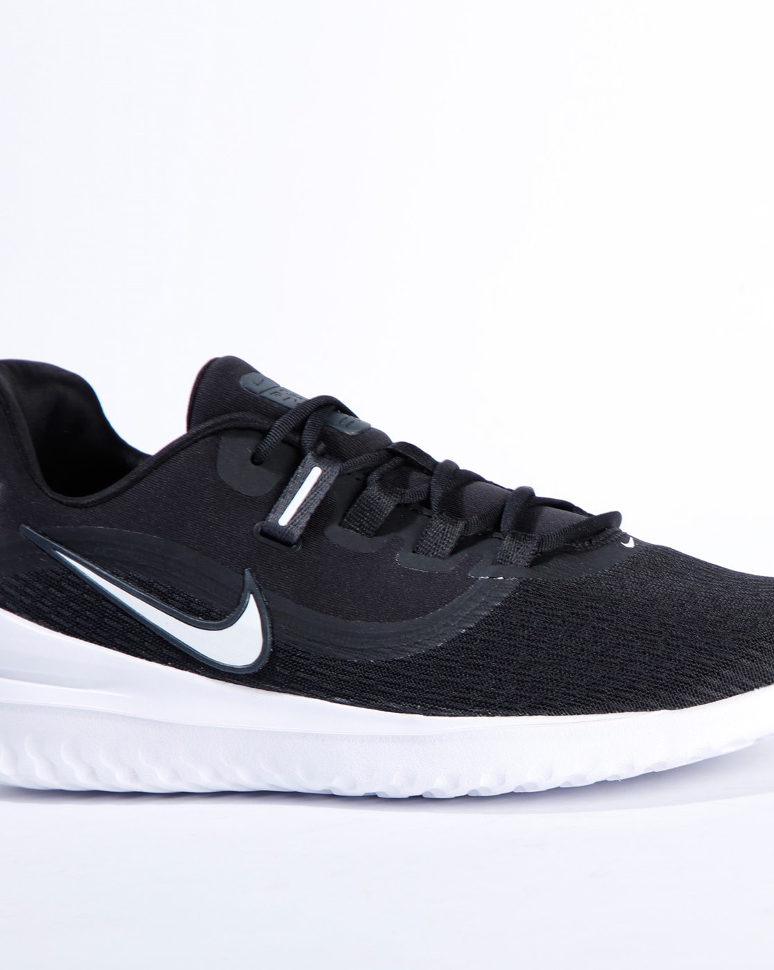 Buy Black Sports Shoes for Men by NIKE Online 