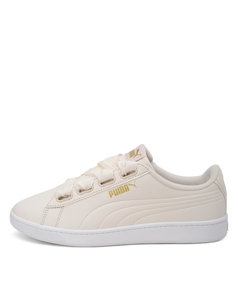 Puma ribbon store shoes white