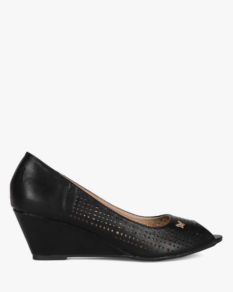 Peep-Toe Wedges With Cutouts By Ginger By Lifestyle ( Black )