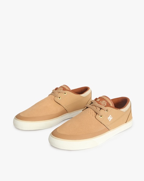 Dc cheap shoes ajio