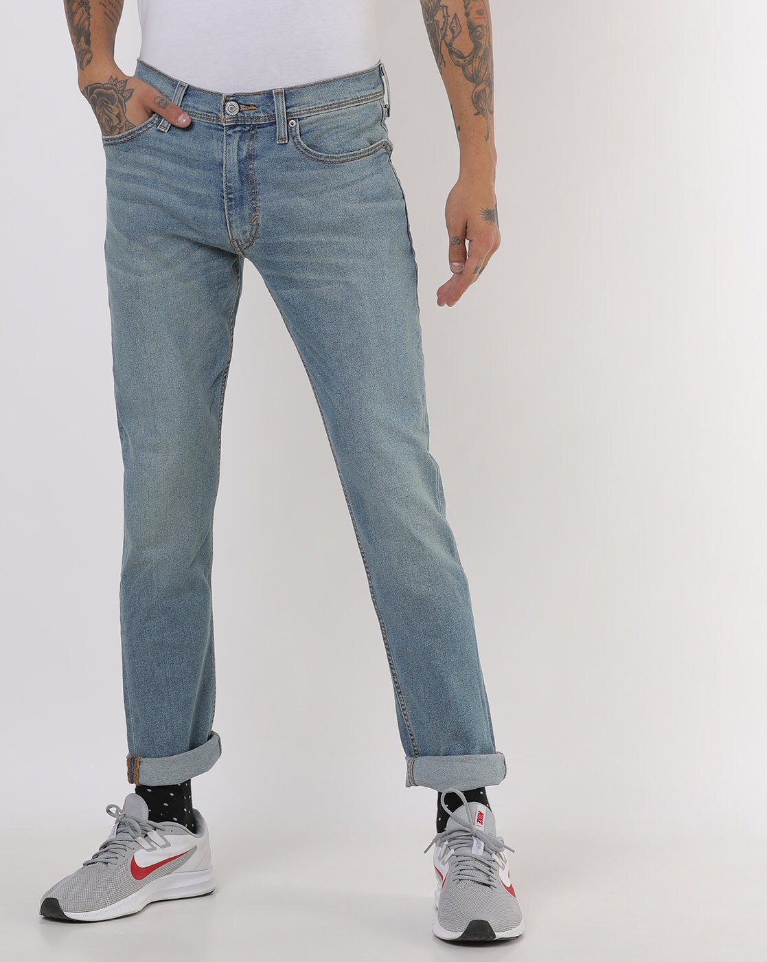 levi's light wash jeans mens