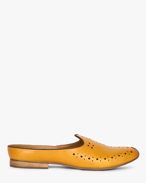 Ajio nagra clearance slip on shoes