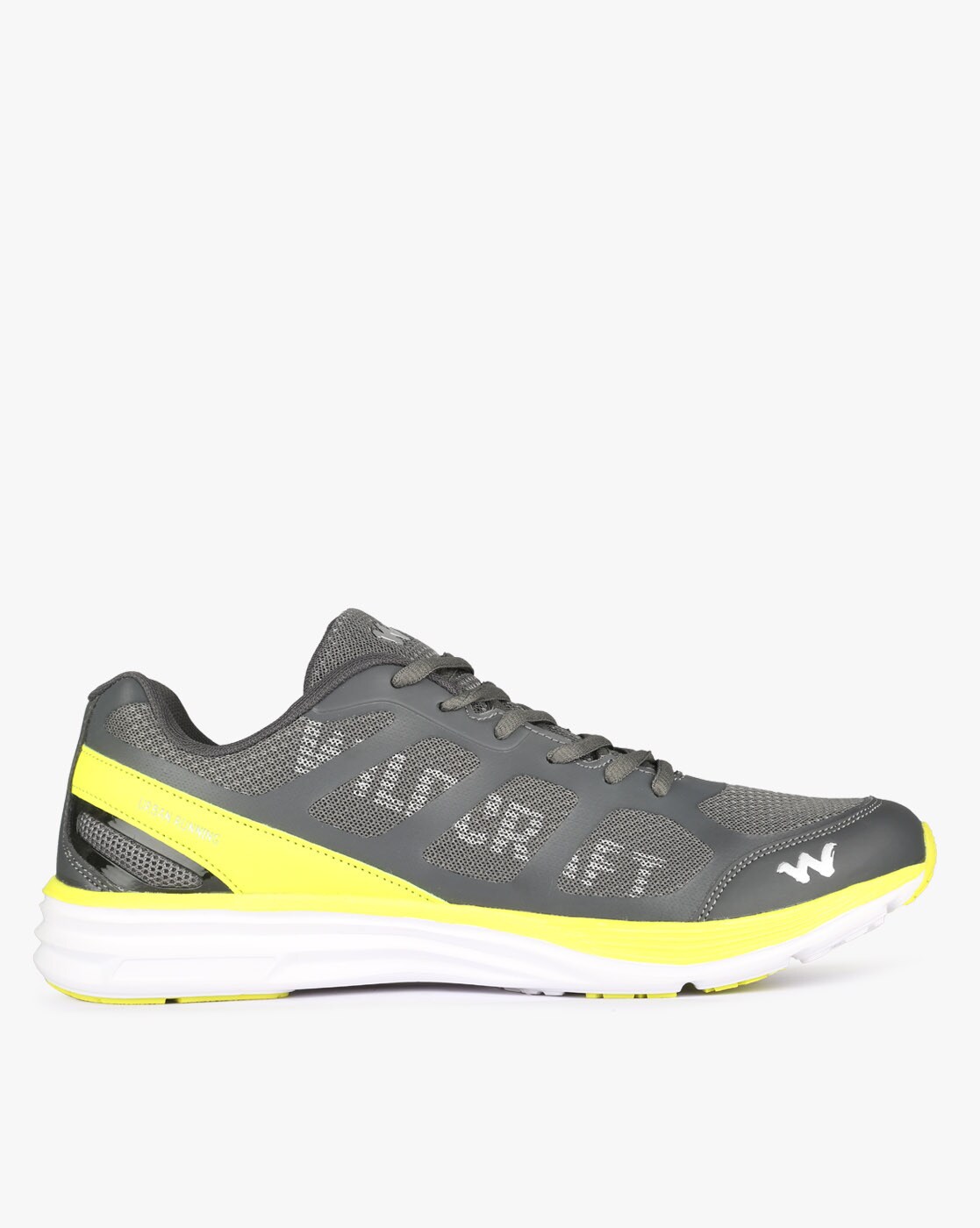 wildcraft sports shoes online