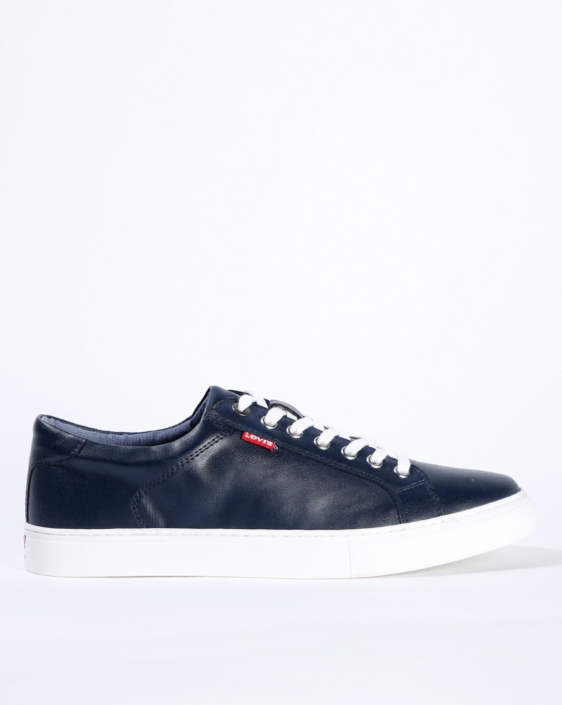 levi's textured lace up sneakers