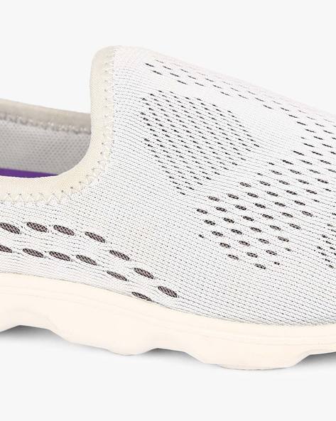 Crocs women duet busy day outlet xpress mesh skimmer shoes