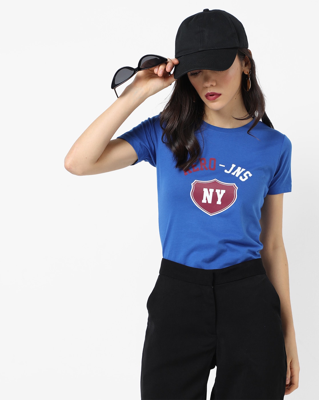 blue t shirt outfit women's