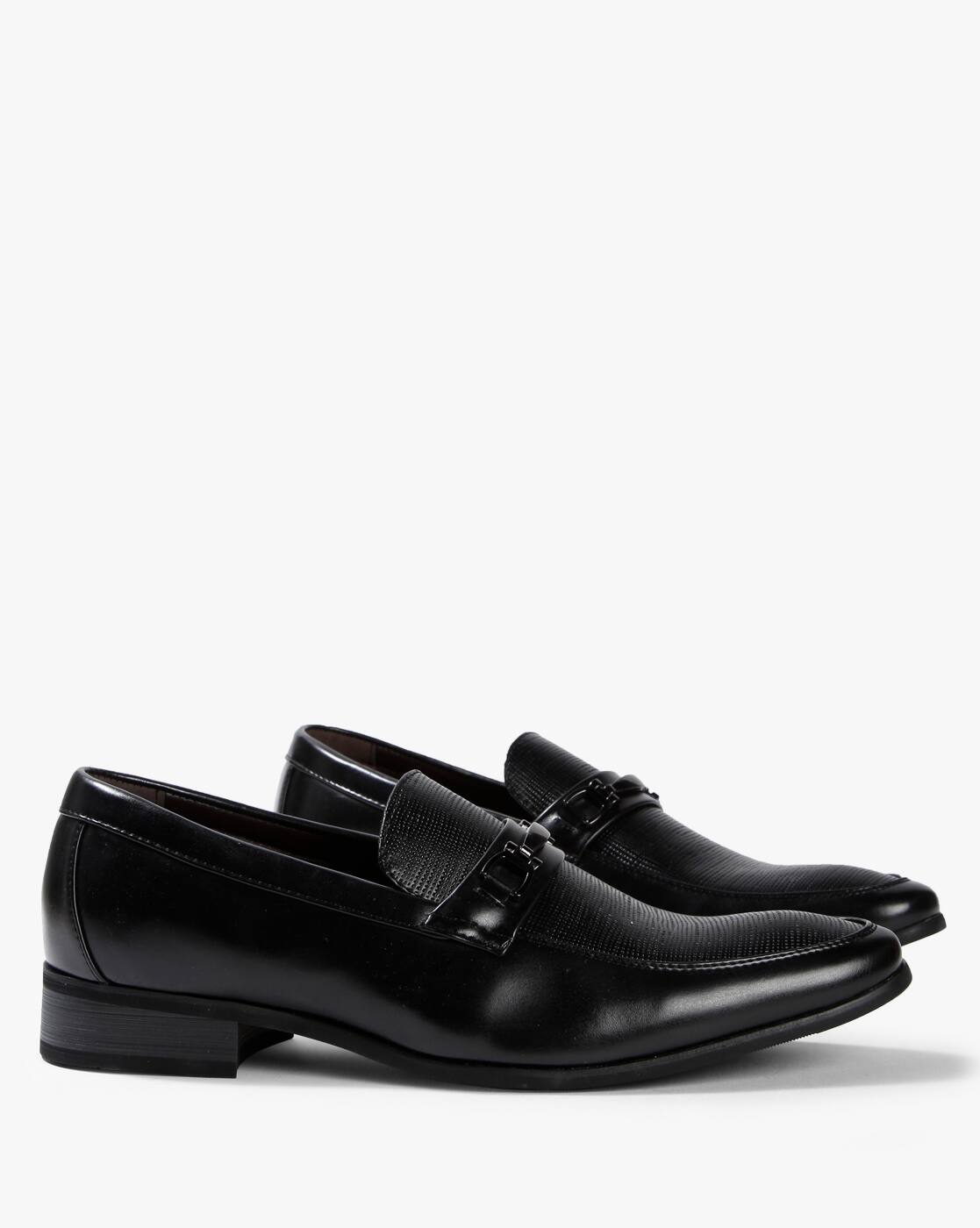 low top moccasins