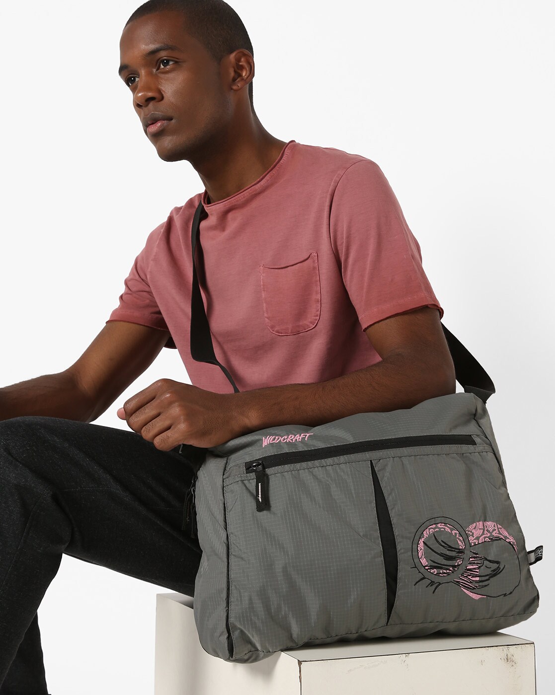 wildcraft laptop side bags