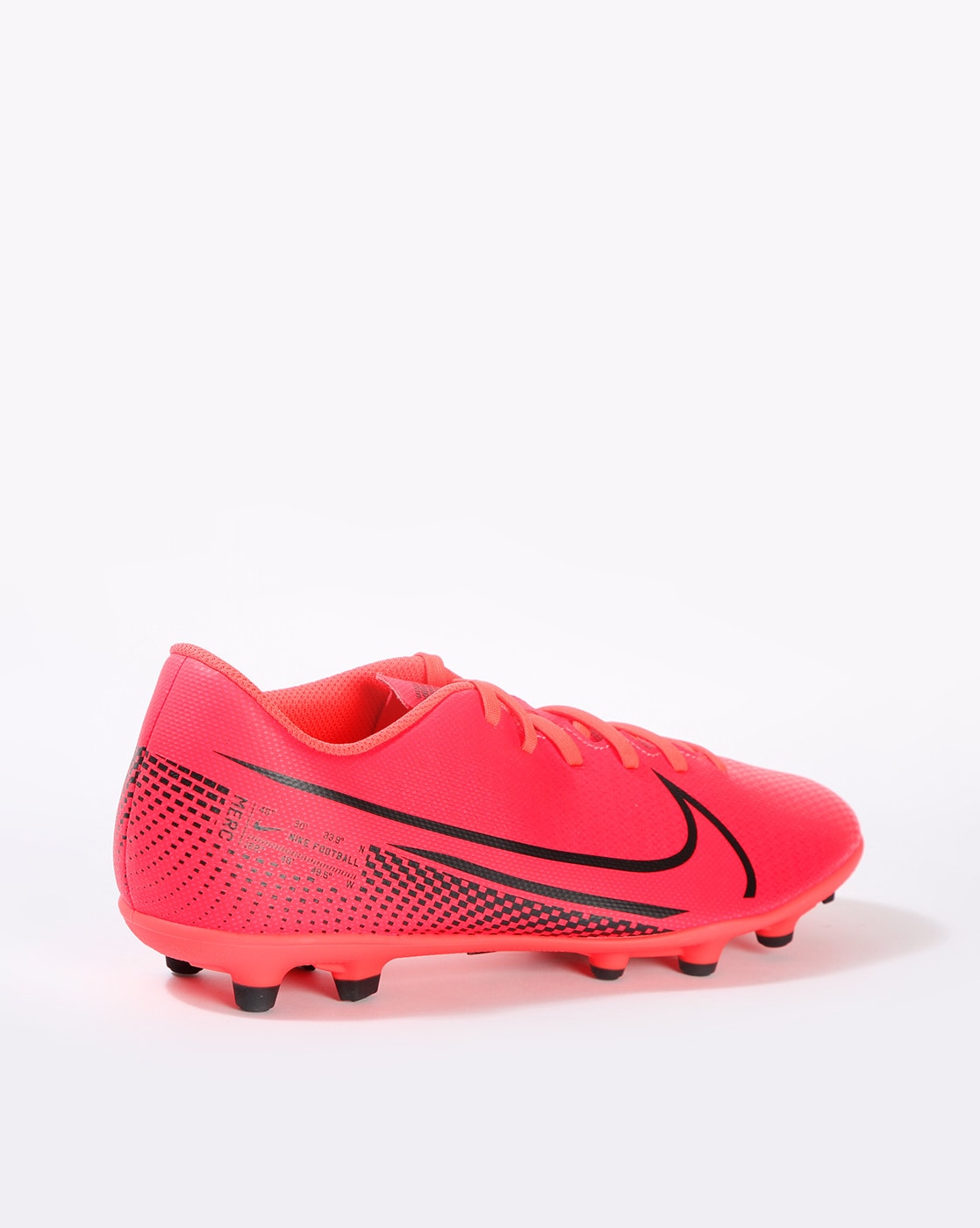 Football Shoes for Men: Top 6 Football Shoes for Men in India for Unmatched  Performance - The Economic Times