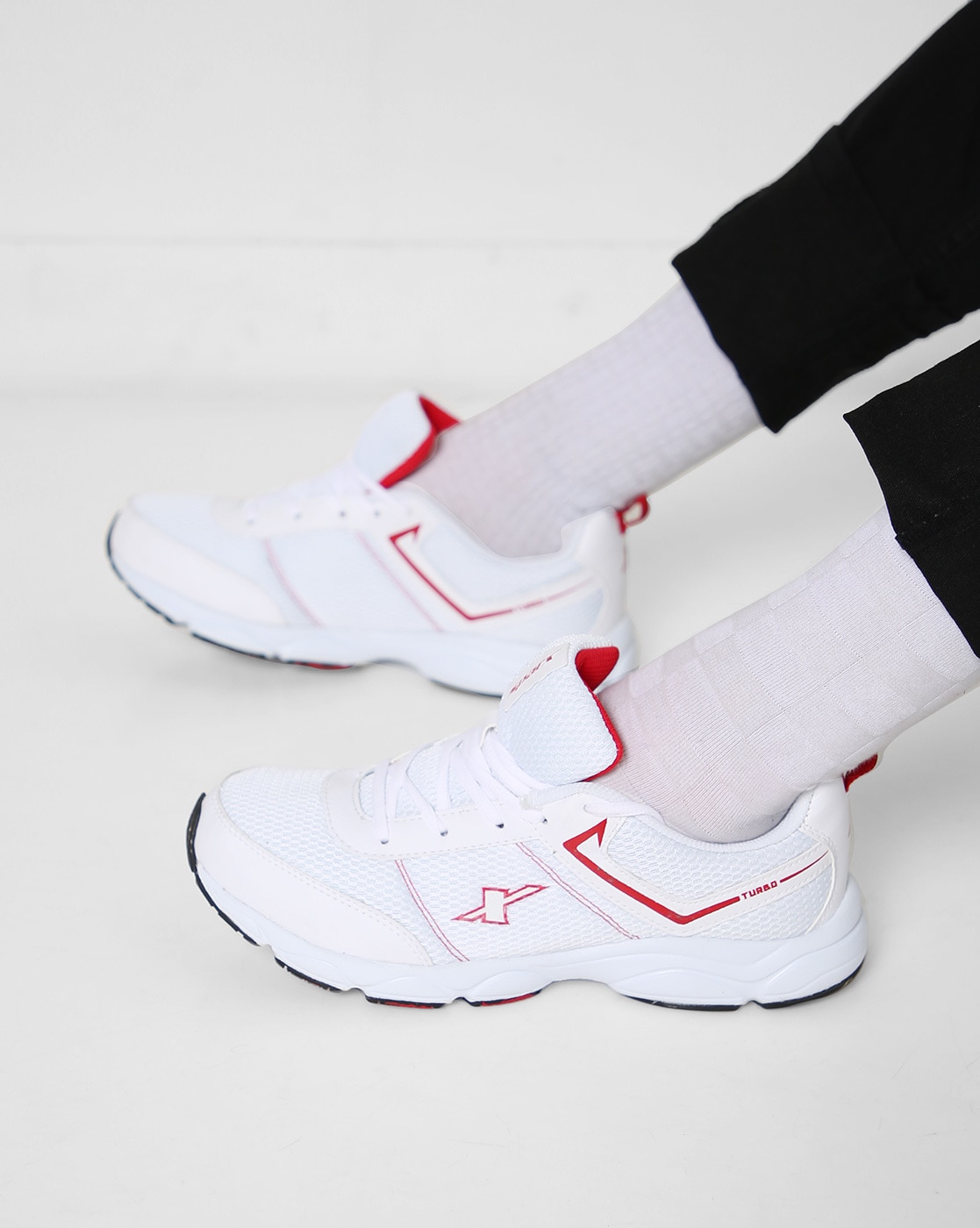 Aggregate 103+ sparx white shoes sneakers best