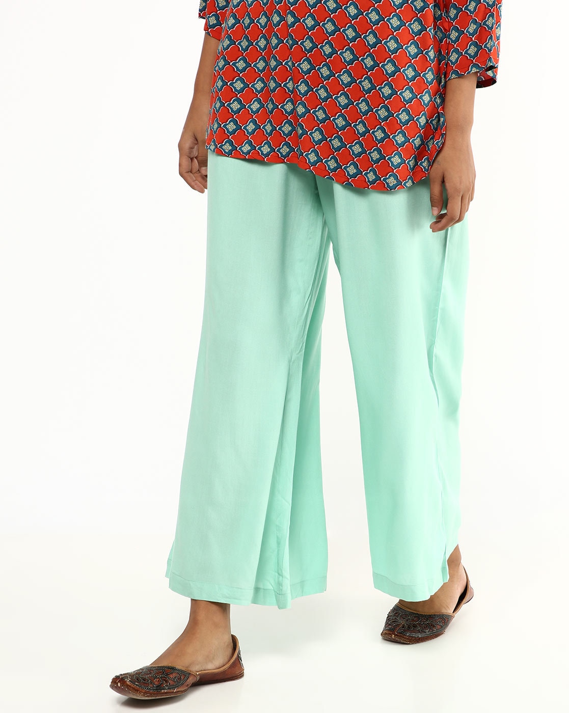 Indian Ladies Casual Loose Fit Green Rayon Plain Flared Wide Leg Palazzo  Pants at Best Price in Jodhpur  Shyamji Garments  Boutiques