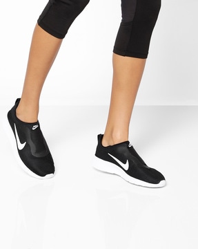 nike womens casual slip on shoes