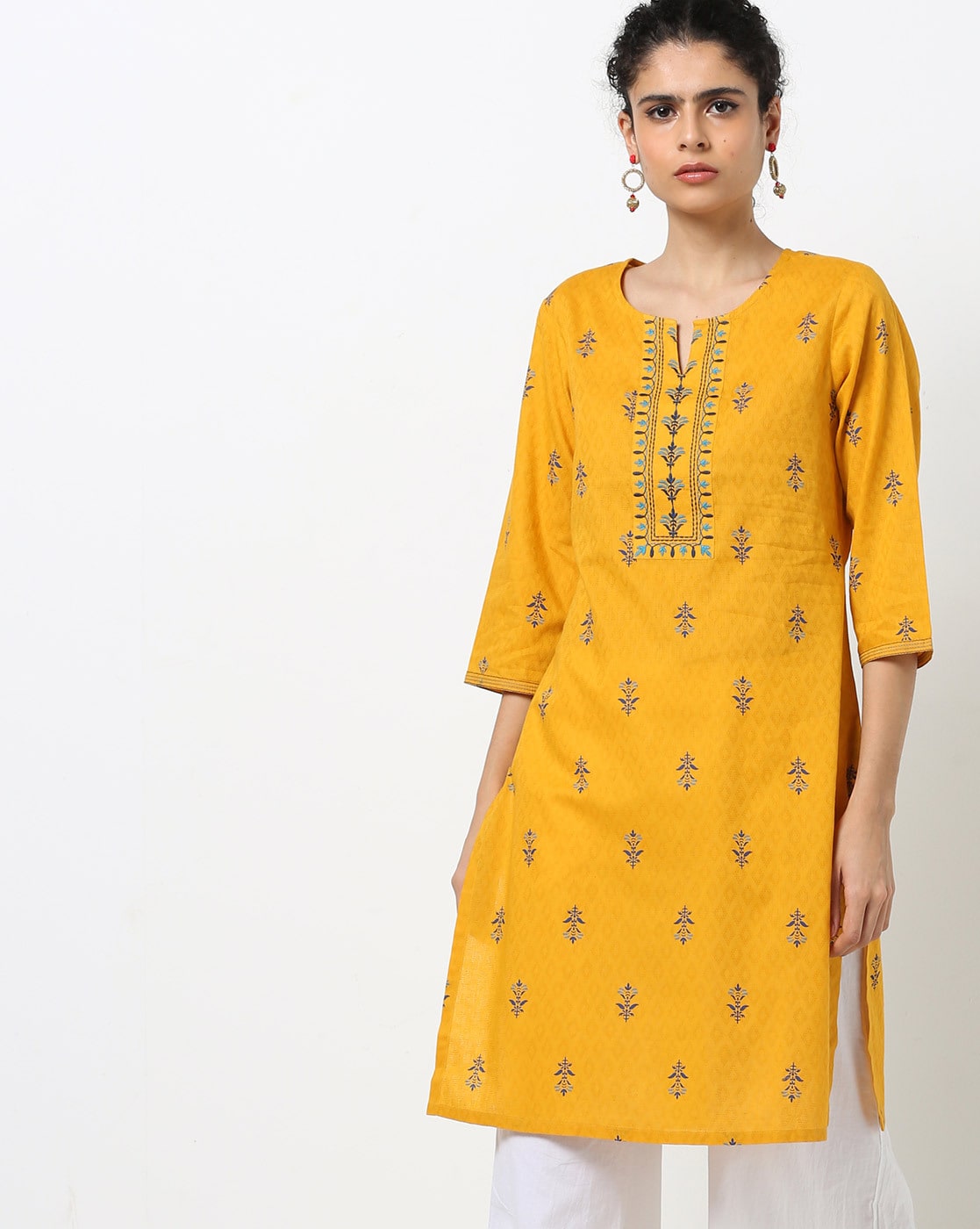 reliance trends avaasa kurtas