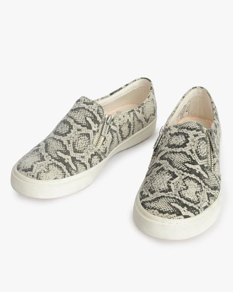 roxy camo shoes