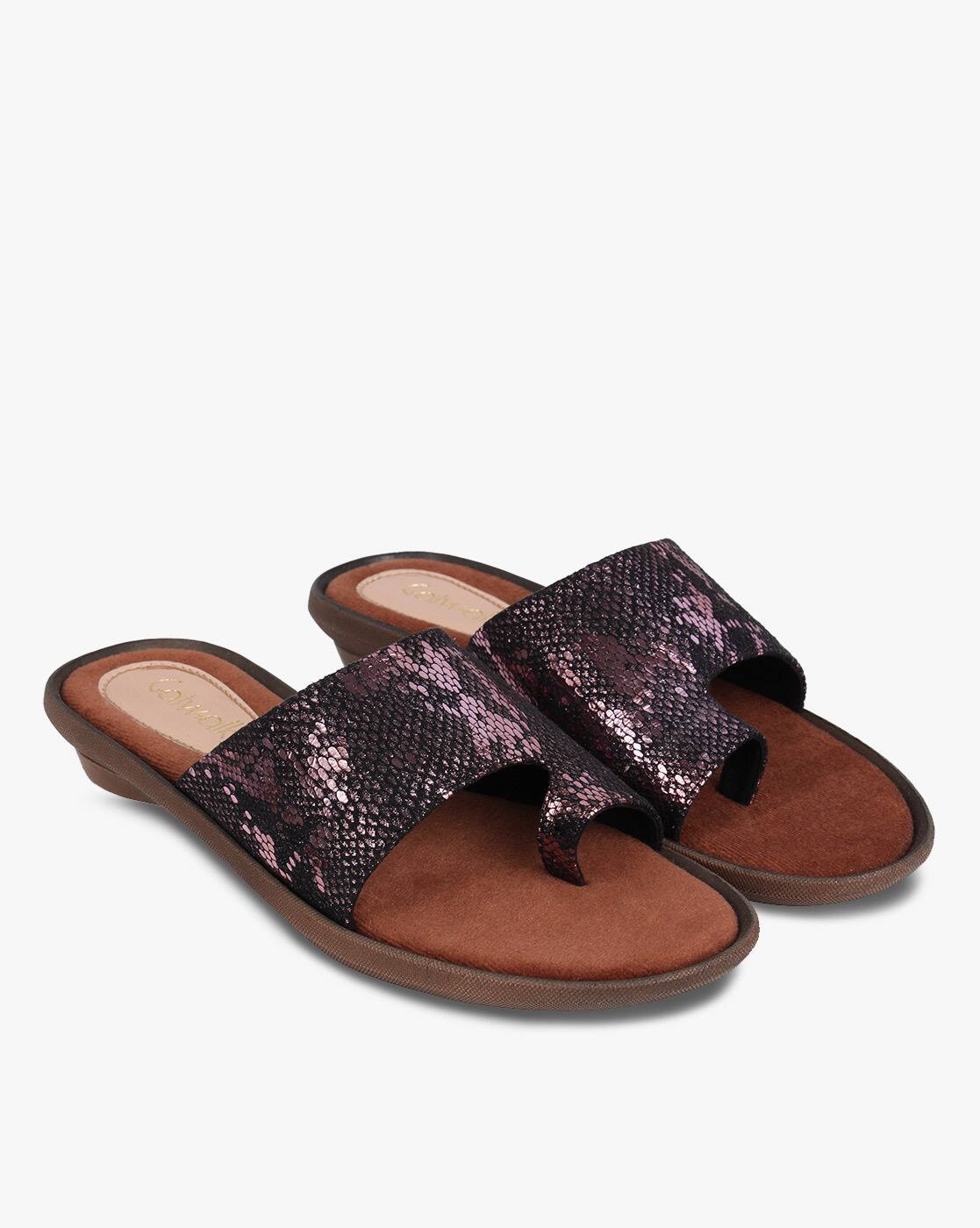 catwalk toe ring sandals