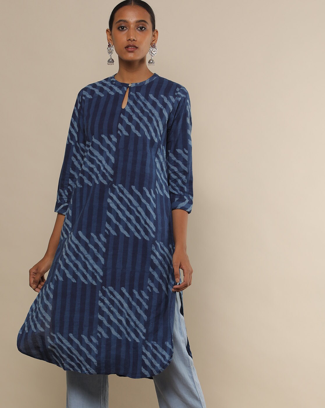 Buy IW Casual Textured Flared Kurta with Front Darts online  Looksgudin