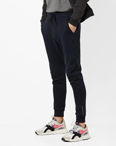 slim fit joggers with zip pockets