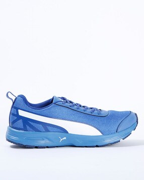 puma blue sports shoes