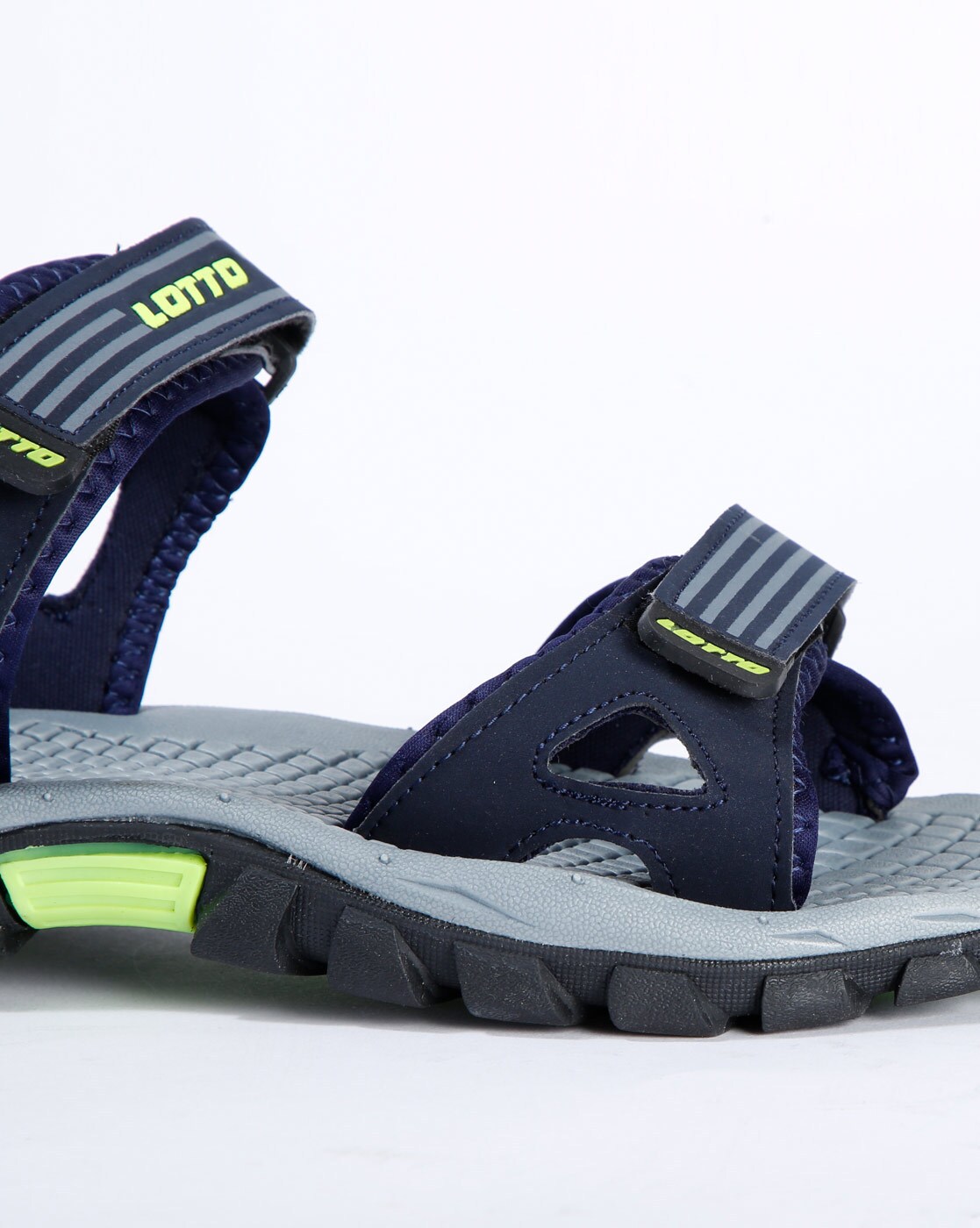 Lotto Men Retro Navy Blue Outdoor Sandals-7 UK (41 EU) (8 US) (AS5234-444)  : Amazon.in: Fashion