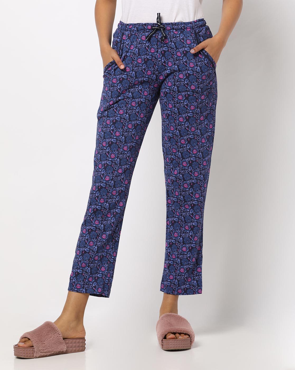 Buy Jockey Cotton Pyjama - Iris Blue Assorted Checks at Rs.949 online |  Nightwear online