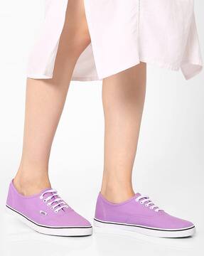 canvas authentic lo pro vans