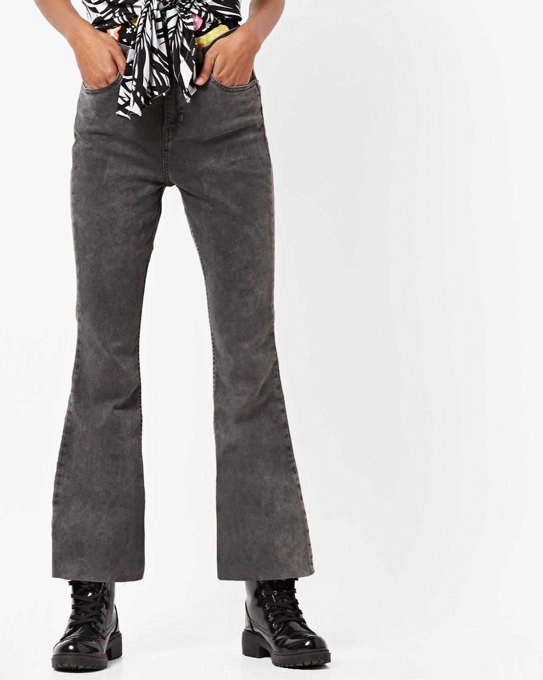 K5094 Lightly Washed High-Rise Mini Flared Jeans