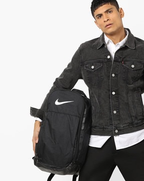 mens black nike backpack