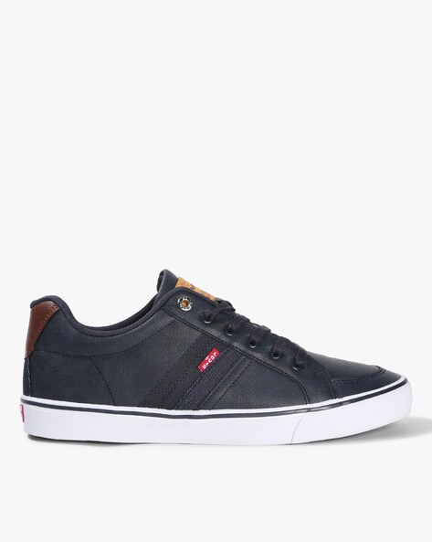 levi's navy blue sneakers