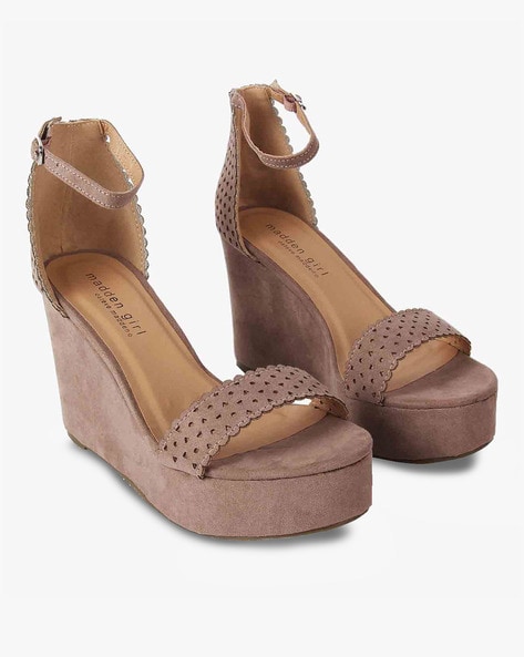 steve madden cognac wedges