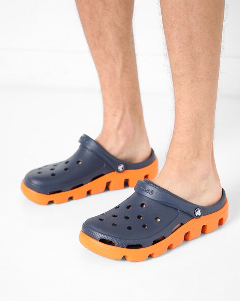 ajio crocs