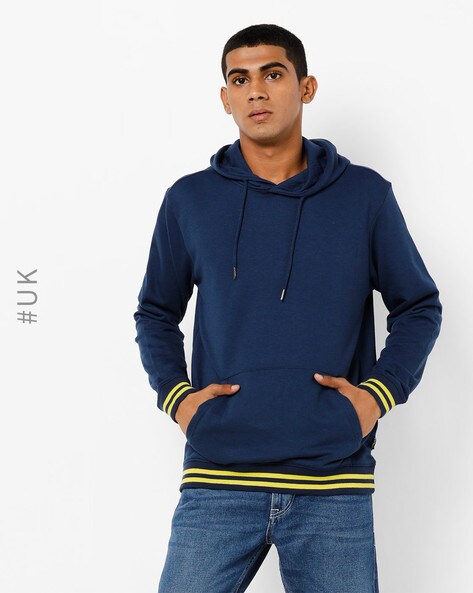 navy blue hoodie outfit men