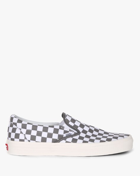 vans checkered plimsolls