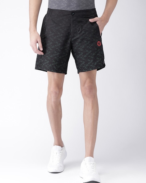 black sports shorts with pockets