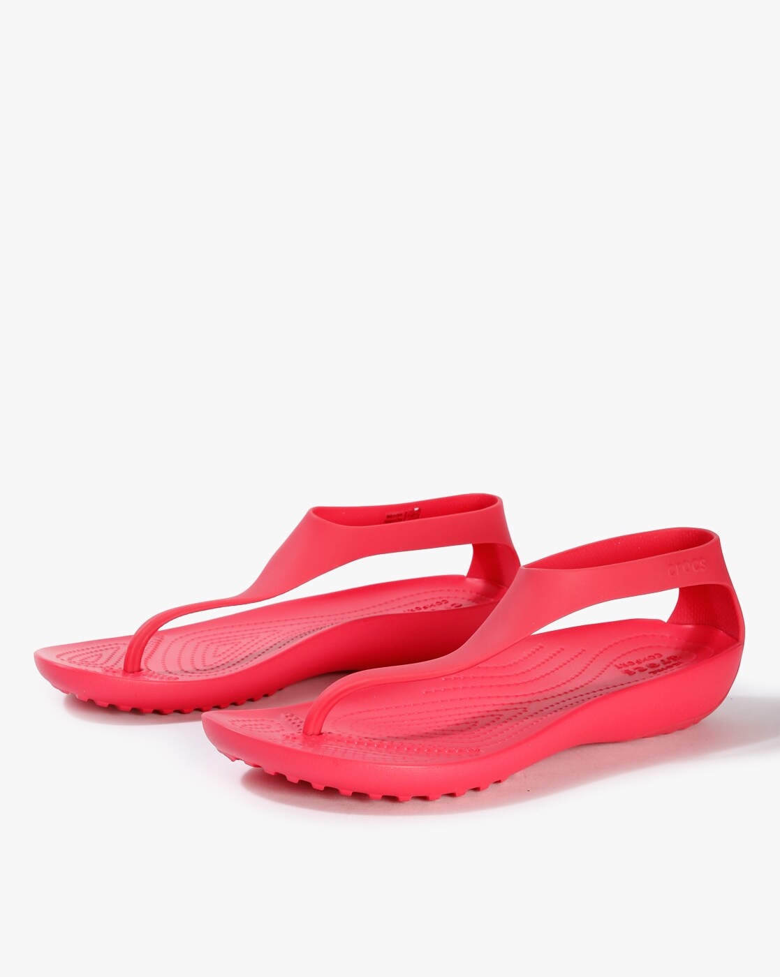 red crocs flip flops