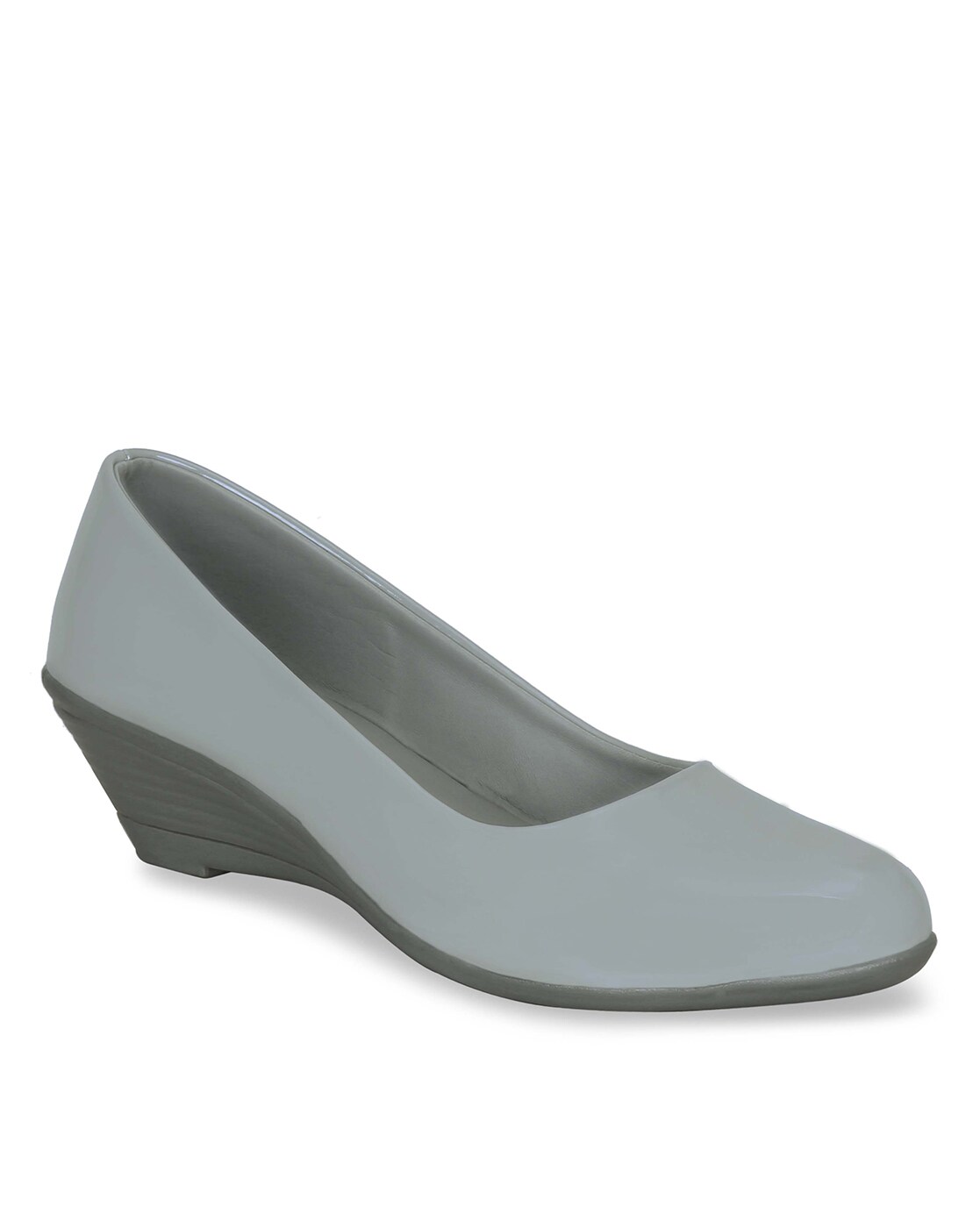 grey round toe heels